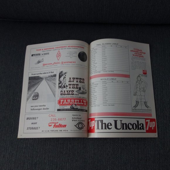 Vintage 1970-1971 Trailblazers Official Magazine - Picture 8 of 9